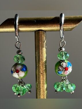 💚🪻Vintage Cloisonné Floral Enamel & Green Crystal Dangle Earrings 80s